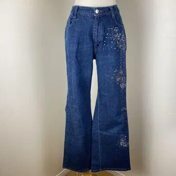 [ CAROUGE ] 비즈 자수 다크 블루 부츠컷 데님 사이즈 L