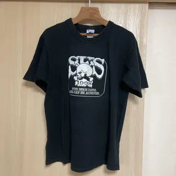 Champion 스컬 싯 T셔츠