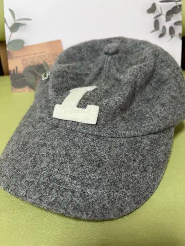 LACOSTE 그레이 울 캡