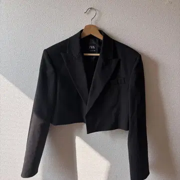 ZARA 블랙 크롭 자켓 S