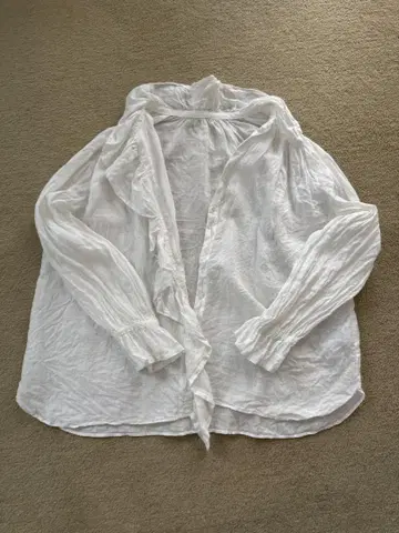 저널 스탠다드 랙스 프렌치 린넨 퍼프 프릴 블라우스