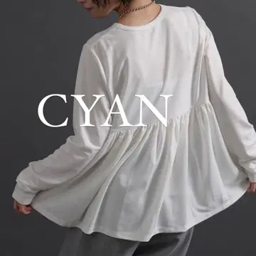 미사용 새상품 CYANTOKYO 백 개더 풀오버