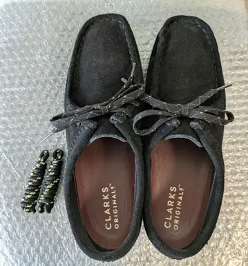 클락스 여성용 왈라비 고어텍스 블랙 스웨이드 25cm UK6
