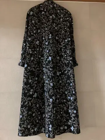 새상품급 DRESSTERIOR 워셔블 플라워 프린트 원피스