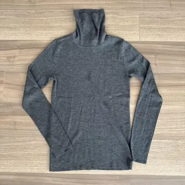 BARNEYS NEW YORK 터틀넥 스웨터 38 그레이