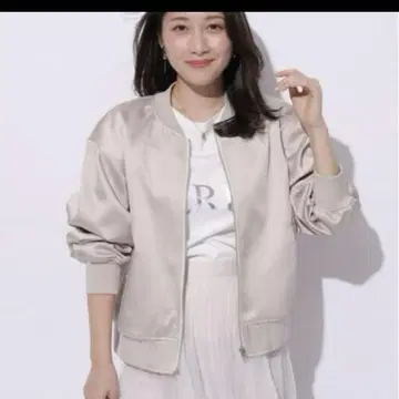 완판템 아푸와이저 리셰 MA-1 자켓 새틴 핑크 베이지 S
