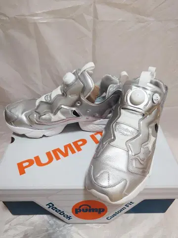 Reebok 인스타펌프 퓨리 94 (실버 메탈릭 26.5cm)