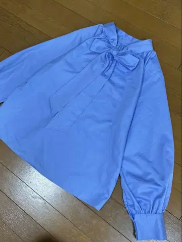 유나이티드 애로우즈 리본 블라우스