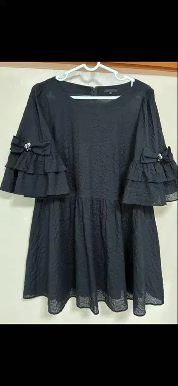 TO BE CHIC 웨이브 론 튜닉