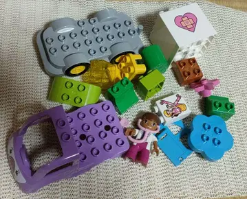 LEGO DUPLO 꼬마 의사 맥스터 세트