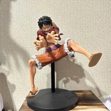 원피스 루피 피규어