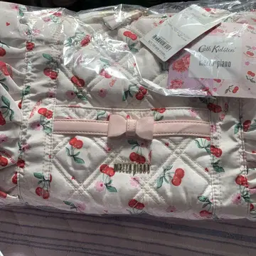 Cath Kidston mezzo piano 토트백 미사용, 미개봉