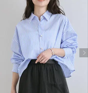 러브티크 봉봉 스트라이프 크롭 셔츠