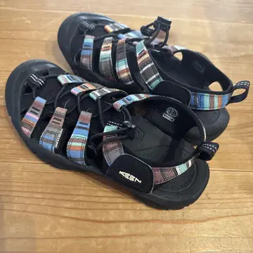KEEN 아웃도어 샌들 멀티컬러 24.5
