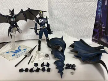 S.H.Figuarts 가면라이더 나이트 & 다크 윙 세트 피규어