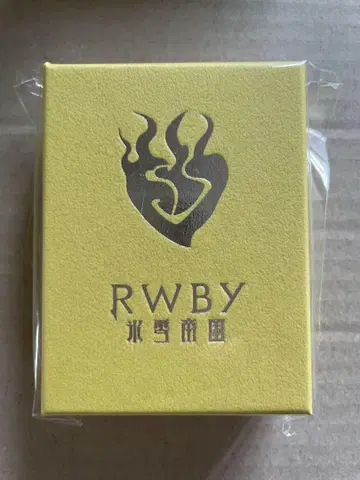 RWBY 빙설제국 양 샤오롱, 아이콘 목걸이