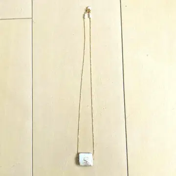 스퀘어 펄 목걸이