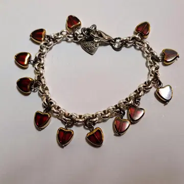 Otro Accesorio 오트로 악세소리오 하트 레드 팔찌