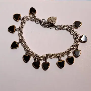 Otro Accesorio 오트로 액세서리오 하트 블랙 팔찌