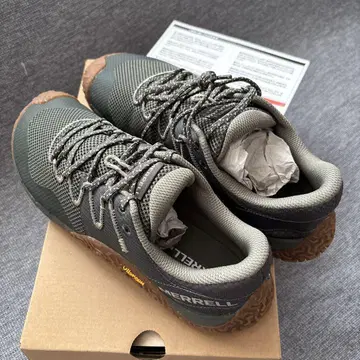 새상품 MERRELL TRAIL GLOVE 7 27.5cm