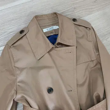 LE TiROiR de DRESSTERIOR 베이지 트렌치코트