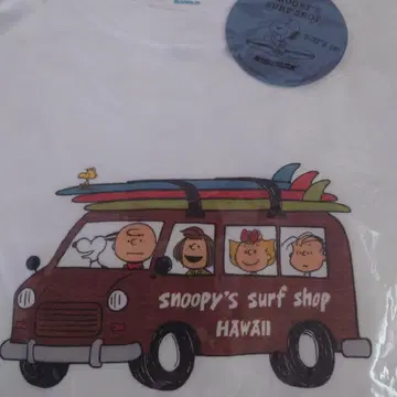 Snoopy's Surf Shop 한정판 패턴 티셔츠 M 사이즈
