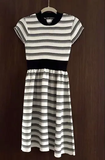 MARY QUANT 스트라이프 반팔 원피스 화이트 블랙