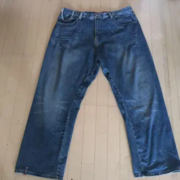 ROCA WEAR 42인치