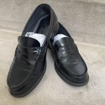 블랙 가죽 로퍼 약 3cm 힐