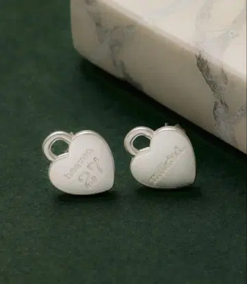 milkfed 하트 귀걸이