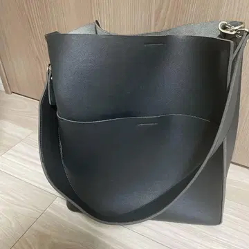 디홀릭 원핸들 백 숄더백 랑데부