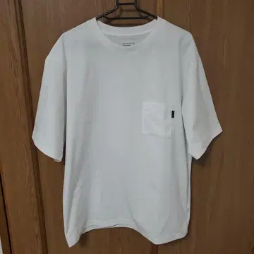 THE NORTH FACE 숏 슬리브 에어리 포켓 티 M