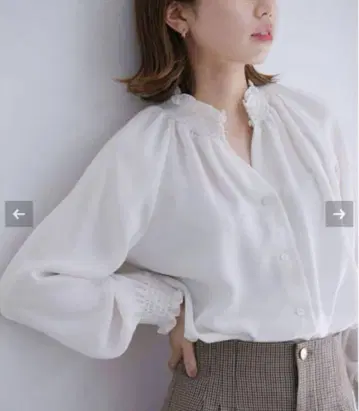 La Totalite 셔링 스키퍼 셔츠