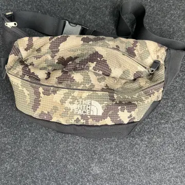 THE NORTH FACE 카모플라쥬 바디백