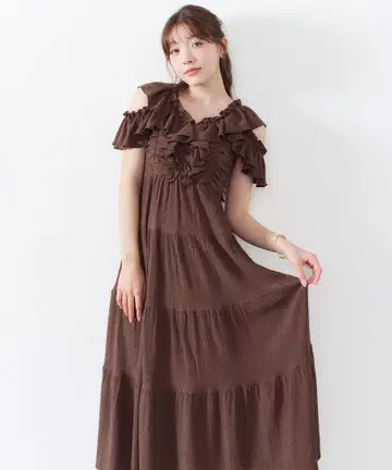 택 포함 새상품 리리안캐럿 2WAY 프릴 티어드 원피스 브라운