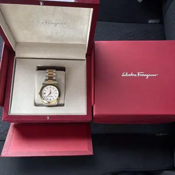 ferragamo 시계 새상품급