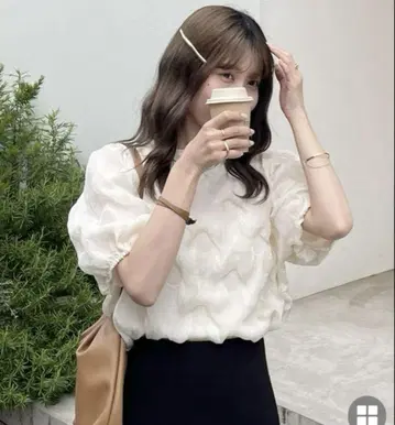 nugu aimey 웨이브 반팔 상의