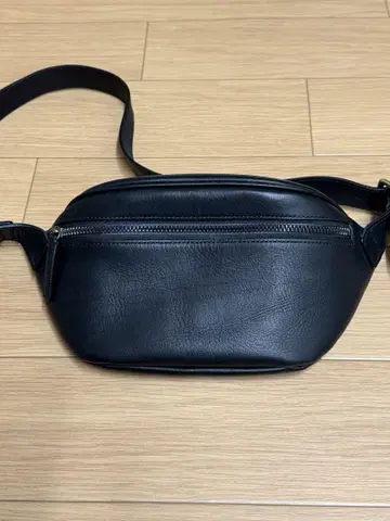 츠치야 가방 리비토 크로스 바디백