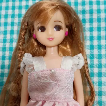 리카짱 인형 핑크 드레스