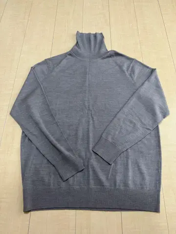 유니클로 UNIQLO 메리노 터틀넥 스웨터 XL