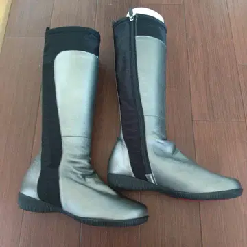 실버 롱 부츠 가죽, 30000엔