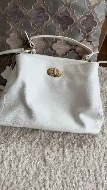 ASPREY 화이트 가죽 숄더백