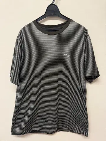 새상품급. 아페쎄 A.P.C. 스트라이프 보더 티셔츠 S 사이즈