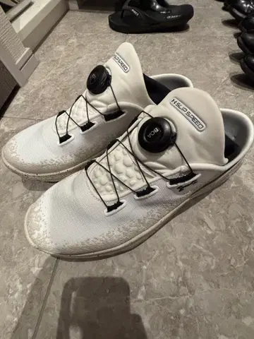 Under Armour Slip Speed 9.5 화이트