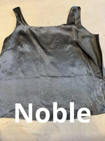 Noble 슬리브리스 상의 (지퍼)