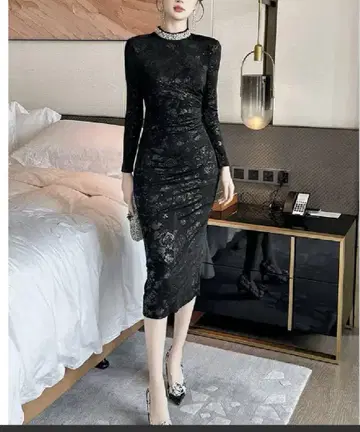 새상품급 ZY.HT 벨로아 올 패턴 비쥬 원피스