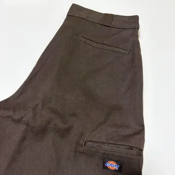 Dickies 디키즈 하프 팬츠 다크 브라운 33