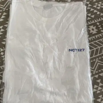 NCT 127 Beyond LIVE 사인 티셔츠