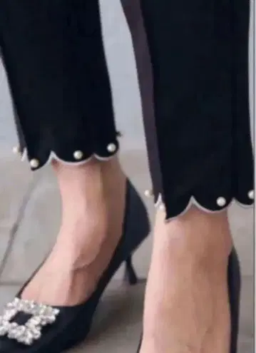 메로우 스캘럽 펄 팬츠 Frene 플라네 같은 형태 블랙 심플