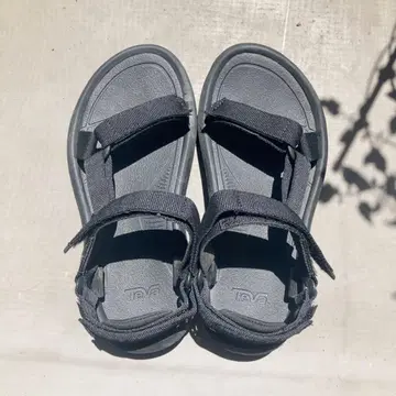 Teva 허리케인 black XLT2 US6 23cm